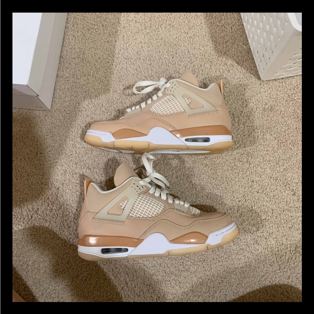 Air Jordan 4 Retro Shimmer / Metallic Silver